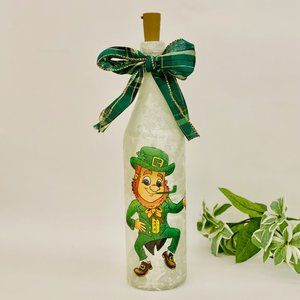 Leprechaun Saint Patrick's Bottle Green LED Light